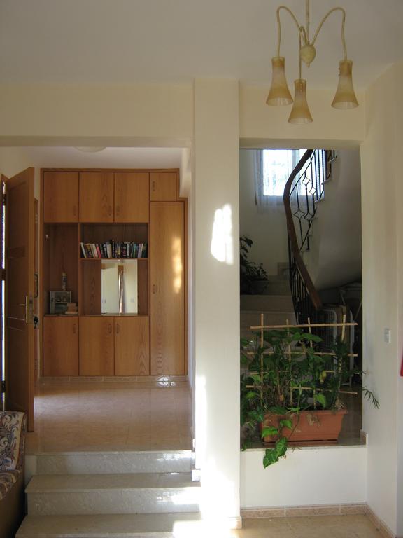 Villa Pergia Latchi Polis Værelse billede